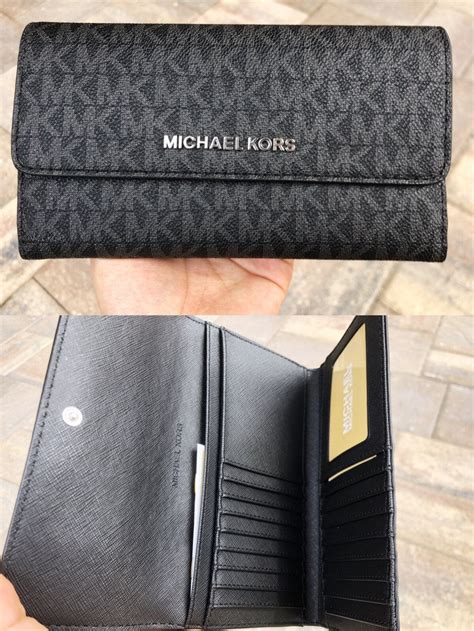 Michael Kors Wallet for Women Jet Set Travel Collection Trifold 